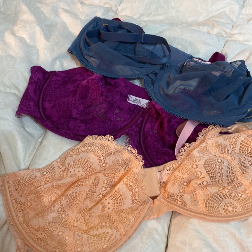 Victoria secret 38dd NWT.